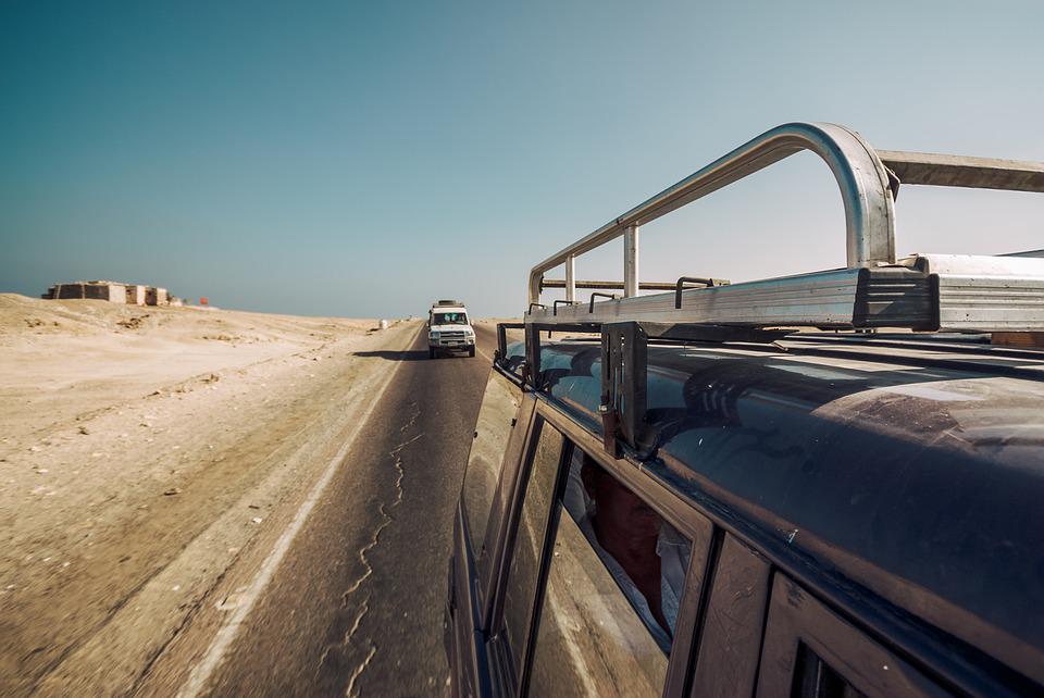サファリ ジープ 砂漠 冒険 砂 未舗装道路 車 Suv アフリカ エジプト